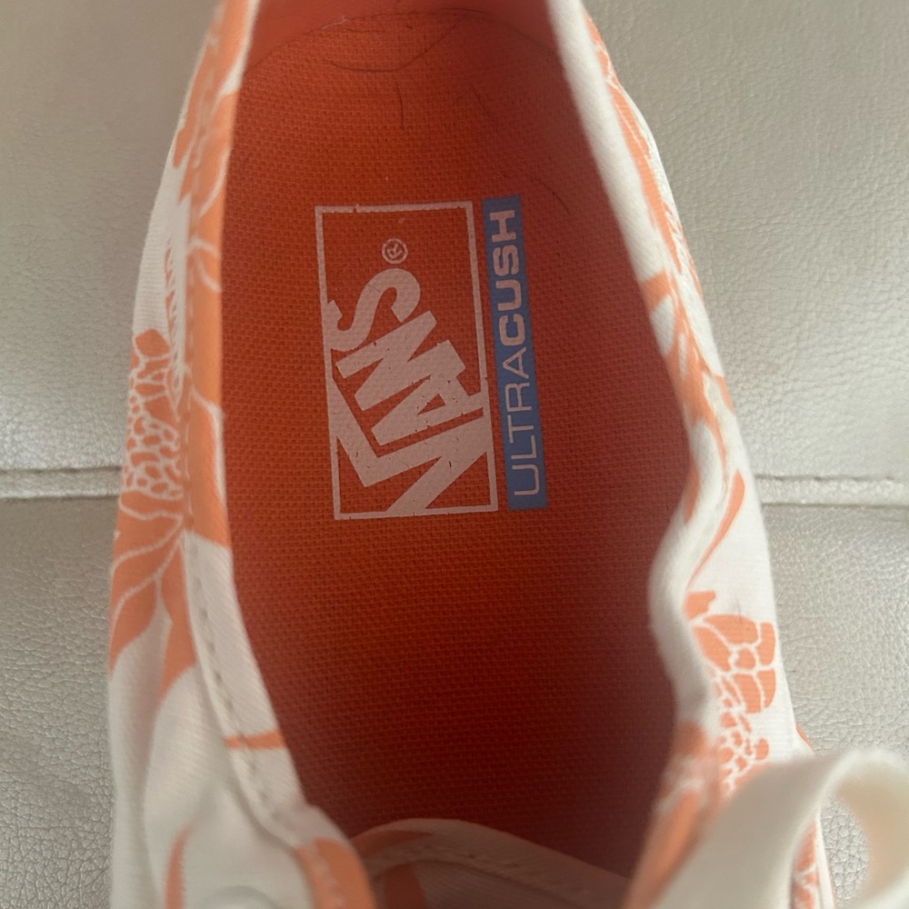 Vans Sz 8.5 Women's Canvas Sneakers - Cream and Orange Floral - Picture 4 of 5